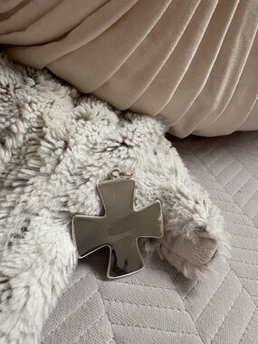 Allie+Bess Large Cross Pendent